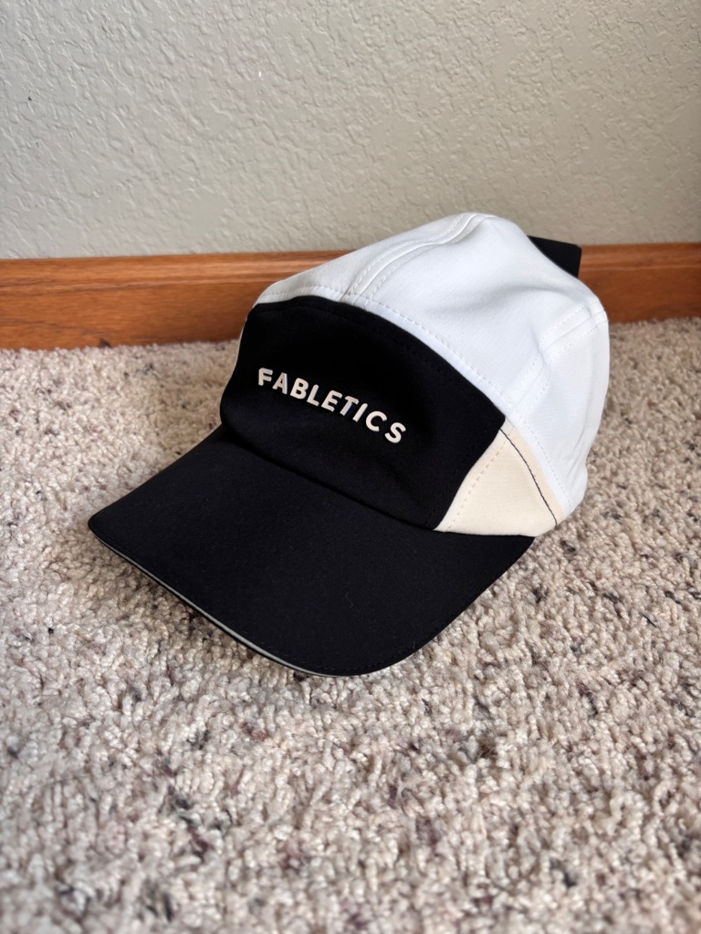 NWT Fabletics 5 panel hat women’s one size